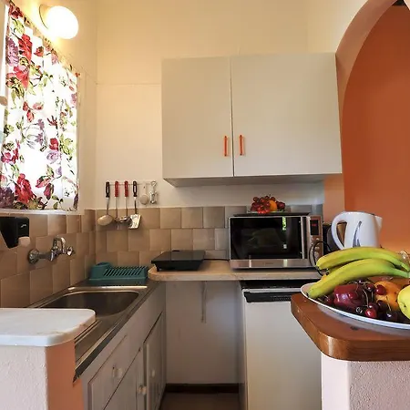 Yorgos Studios Апартаменты Лакка